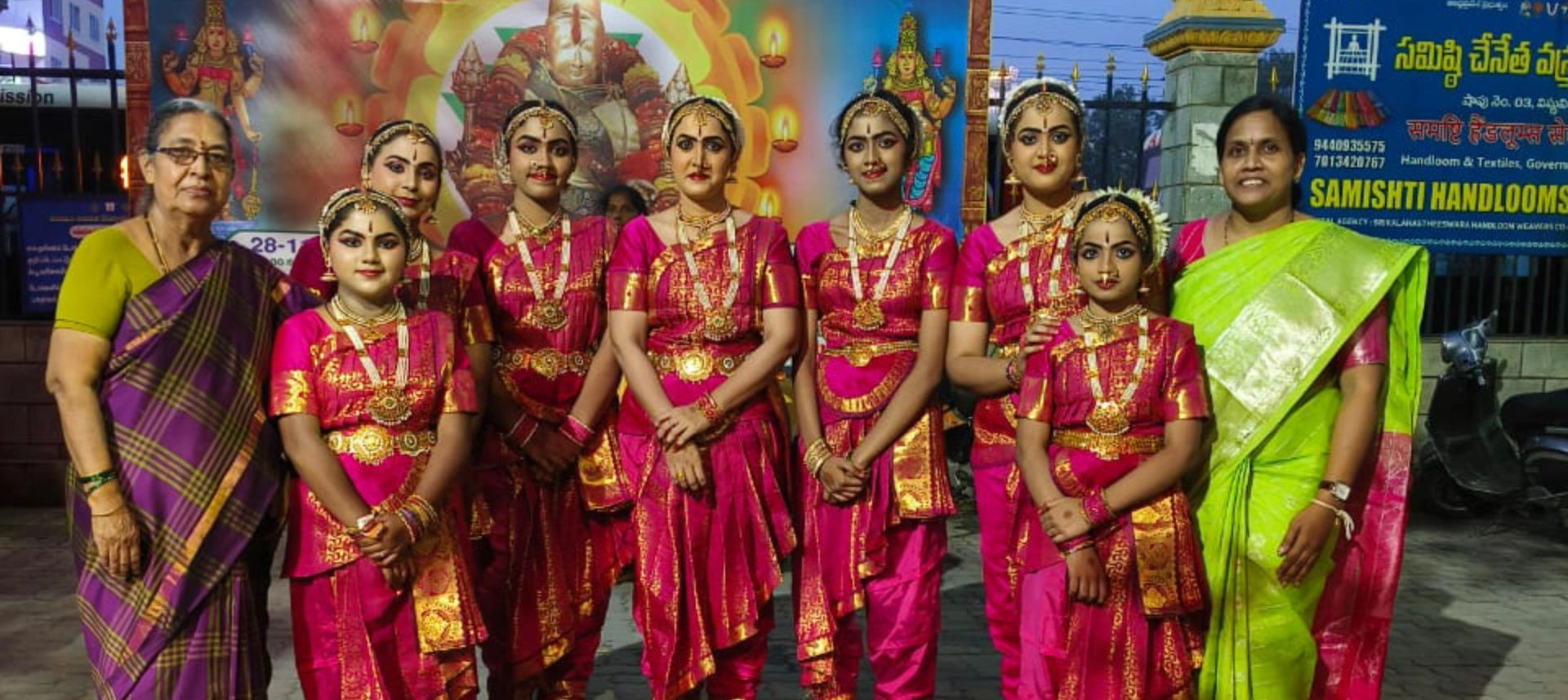 JV-Siri-Arts-Institute-Students-Performance_Thiruchanuru